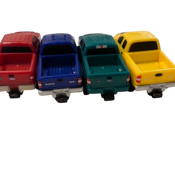 MATCHBOX Pickup Trucks Ford Dodge Ram 4-Piece Set Vintage - Picture 3 of 16